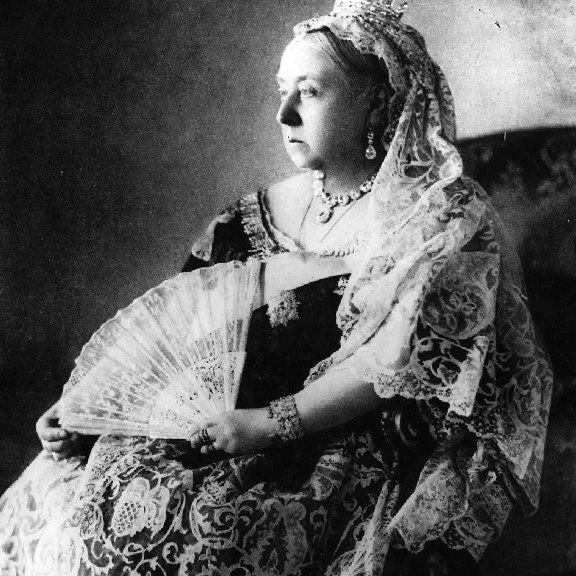 Queen Victoria's Sapphire and Diamond Set