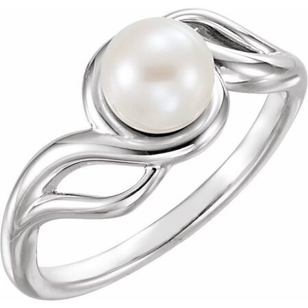 14k White Cultured White Freshwater Pearl Ring